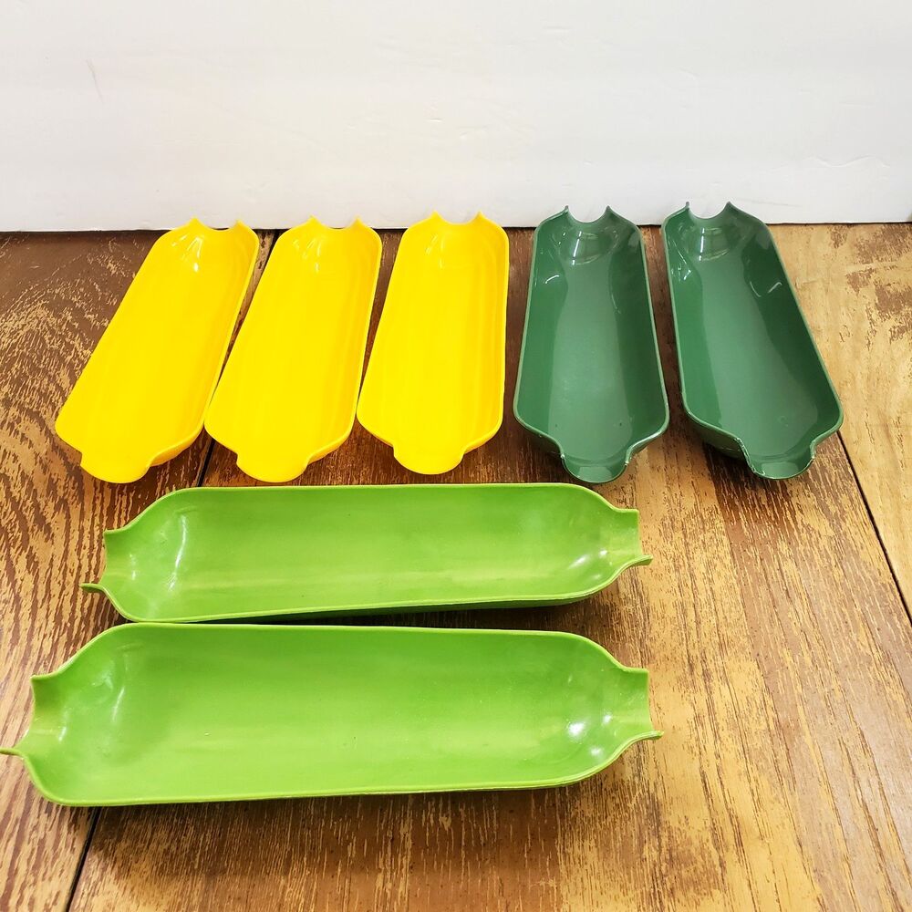 7 Vtg Plastic Corn on the Cob Serving Trays Dishes Royal Hong Kong & China Retro